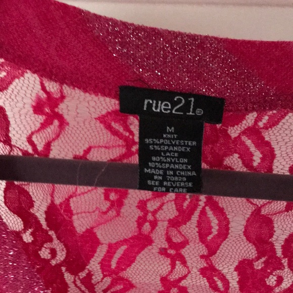 Pink sweater. Medium. Rue 21 - Picture 3 of 3
